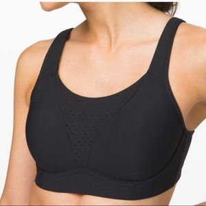Lululemon Athletica Black Run Times Athletic Sports Bra - Size 32D
